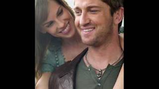 Gerard Butler amp Hilary Swank singing Ill love you till the end [upl. by Nibaj465]