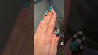 Artsy Emerald Green Nails greennails trendy nails nailart [upl. by Doralynn]