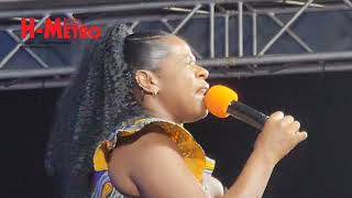 Dorcas Moyo performing at evangelist Eria Chibvongos gospel crusade [upl. by Yerffeg894]