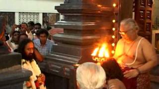 Sri Sri visits Kathiresan Temple Colombo [upl. by Aneekal]