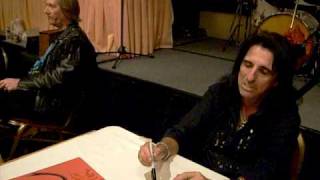 Alice Cooper and Chris Johnson at Monster Mania on March 14 2009 [upl. by Nye89]