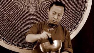 Campana tibetana Thonla Sonam [upl. by Lleneg]