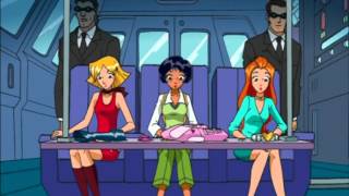 Undercover Model Mission  Totally Spies  Clip [upl. by Susannah180]