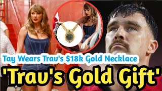 quotTaylor Swift Rocks 18k Gold Necklace from Travis Kelce at Arrowhead 💎 TayTays Sweet Tributequot [upl. by Aninotna]