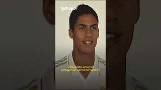 📵 Zidaneın yüzüne telefon kapatan Raphael Varane [upl. by Lek871]