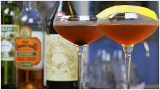 How to Make a Classic and quotPerfectquot Manhattan [upl. by Aehsal675]