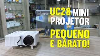 UC28  Mini Projetor Portátil E Barato [upl. by Eckmann]