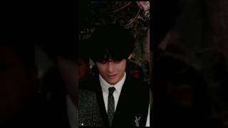 His smirk 😏🔥kimtaehyung bts shortvideo shorts [upl. by Dettmer]