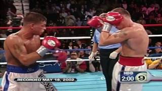 Arturo Gatti vs Micky Ward 1 Awesome Round 9 [upl. by Waers]