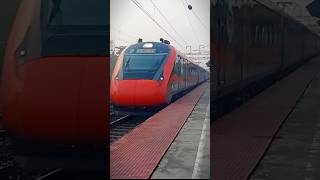 Vande bharat 160 kmph track sound 🔥 shorts vandebharatexpress railway train [upl. by Ruthy]