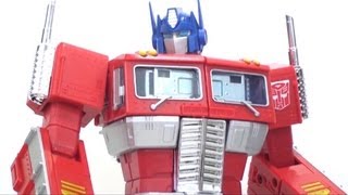 Video Review of the Transformers TRU Exclusive Masterpiece Optimus Prime [upl. by Okwu966]