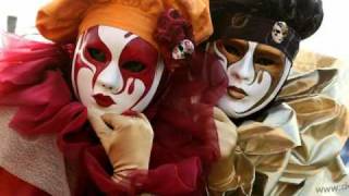 Les plus beaux masques et costumes du Carnaval de Venise 2010 [upl. by Alel620]