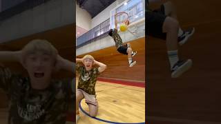 ダンクの天才現るwww レイクレバスケスーパープレイ ダンクbasketball dunk [upl. by Boylston]