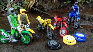 Dietcast pro motocross dirt bike finger superbikehonda teamsuzuki yamaha riding finger 119 [upl. by Adnof433]