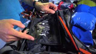 Wie du deinen Skitourenrucksack am Besten packst by Benedikt Böhm  Tutorial  DYNAFIT [upl. by Isidore]