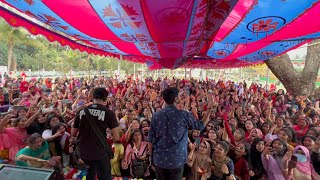 Chaina meye  Hridoy Khan  Stage Performance by Band Protikkha  Ratul  Crowd singing [upl. by Delacourt]