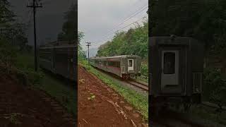 Ka kereta api Lodaya bandung ke Yogyakarta solo [upl. by Nalid591]