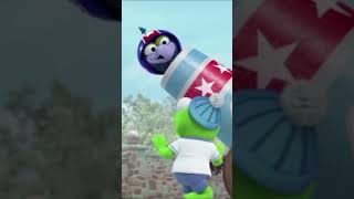 Muppet Babies  El vuelo del Gran Gonzo  Disney Junior [upl. by Marlo63]