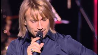 Олег Винник — Киев Дворец quotУкраинаquot 2014 Full Concert Part 1 [upl. by Oicnecserc]