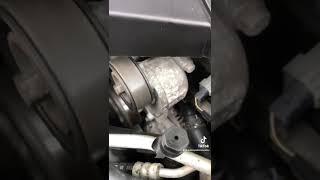 Mi Mazda 3 hace un ruido no se que es me han dicho que es el motor pero no creo [upl. by Nnahs763]