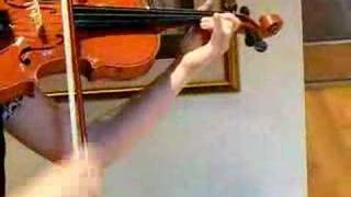 Experimental Violin by Italian Maker Mario Maccaferri Strange Unusual allplastic Bohm Sarabande [upl. by Kape877]