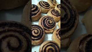 sinnamon rolls سينامون رول [upl. by Wilscam]