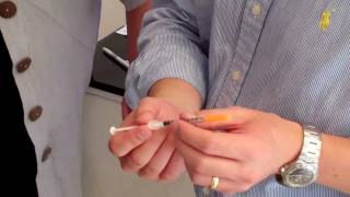 Botox Training the difference between 1 ml and 05 ml syringes [upl. by Ramal]