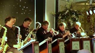 Limehouse Jazzband plays Smoke Rings [upl. by Paschasia789]