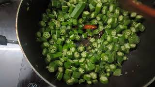 bendakaya fry chesukondi simple ga 👌😋🤤👍 [upl. by Enneyehc354]