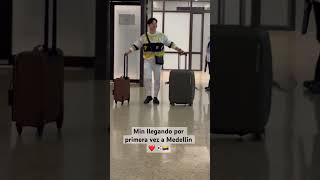 Min llegando a Medellín Colombia 🇨🇴🇰🇷🫶🏼 internationalcouple oppa noviocoreano armybts [upl. by Roybn]