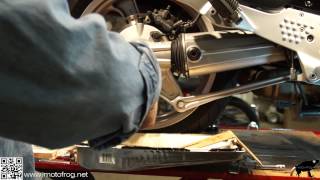 BMW R1100RT Final Drive Fluid Change [upl. by Thordia]