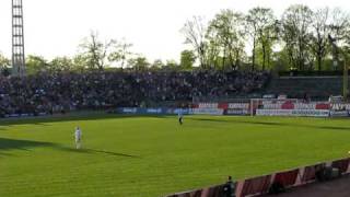 Meksykańska fala na Stadionie Górnika Zabrze Górnik Zabrze  Polonia Bytom 20 [upl. by Ellenwahs]