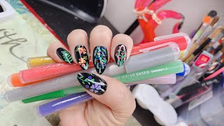 Design With Acrylic Paint pens  floral nail design [upl. by Arsuy]