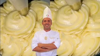 Crema pasticcera alla napoletana senza amido ma con farinaRicetta spettacolare fatta in casa [upl. by Bella]