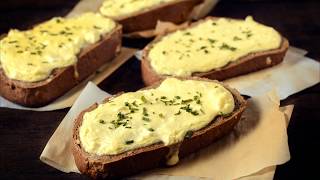 Recette  Tartines moelleuses gratinées au cantal [upl. by Eiramrefinnej]