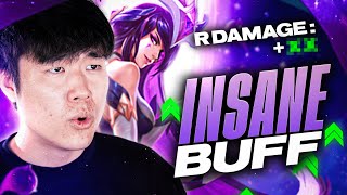 Riot buffed Syndras balls  Shes INSANE now [upl. by Annoyek]