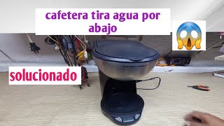 cafetera tira agua por abajo  solucionado [upl. by Skurnik]