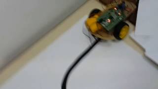 PS 20162017 Projet semestriel Robot suiveur de ligne avec STM32F4 Discovery [upl. by Nwhas404]