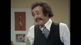 Mind your language S1E1  What is your name  Jeremy Brown and his student [upl. by Olocin]