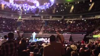 Vicente Fernandez Aca Entre Nos Houston Texas [upl. by Matthia384]