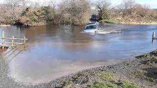 Land Rover Discovery 3 River Crossing [upl. by Poole]