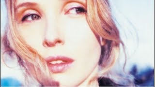 Julie Delpy  Ready to Go [upl. by Olathe]