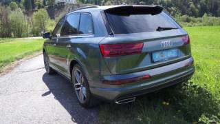 Adaptive Air Suspension Sport  Audi Q7  Luftfahrwerk BJ 2017 [upl. by Eliason]