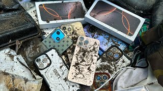 😍 Great Lucky 🤑🤑 i Found New Apple iPhone 16 Pro Max amp Many iPhones in Garbage [upl. by Neraa]