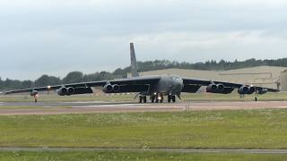 B52 bombers stay in England after RIAT See one take off and return to base 🇺🇸 🇬🇧 [upl. by Dowd]