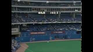 Manny Ramirez hits the longest SkyDome home run 2001 [upl. by Canute]