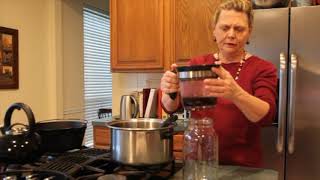 How to Use a Fat Separator with a Bottom Release to Make Homemade Broth for Gravy or Soup [upl. by Asseram959]