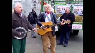 The Wurzels  Warming up in London  Twice Daily [upl. by Llennaj]