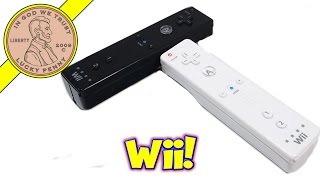 Nintendo Wii Controller Klik White amp Black Dispenser Smarties Comparison Ausome Candy [upl. by Kevon]