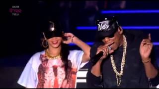 Rihanna ft Jay z Run this town Talk that talk and Umbrella live at Hackney [upl. by Anwahsad]